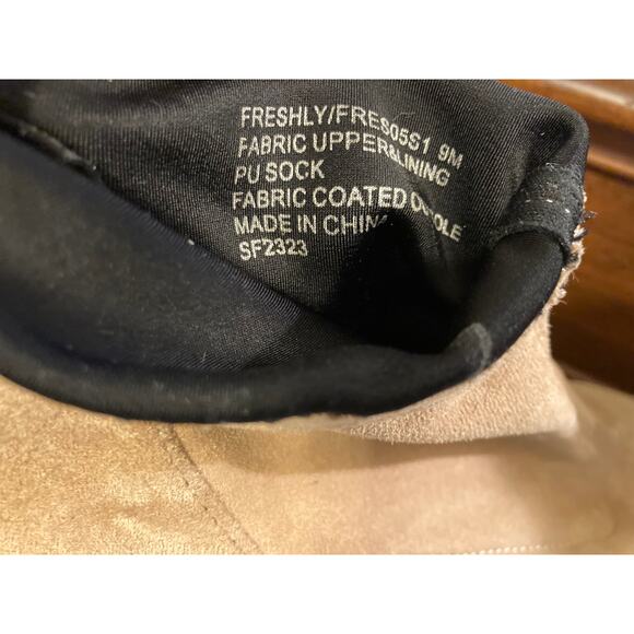 Steve Madden Women's Freshly Suede Wedge Sneaker Ankle Boots Size 9M Tan NWT - Picture 7 of 8